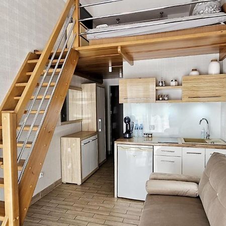 Holiday Home Slavia New S8 Miedzyzdroje Z Antresola I Balkonem Przy Plazy Dış mekan fotoğraf
