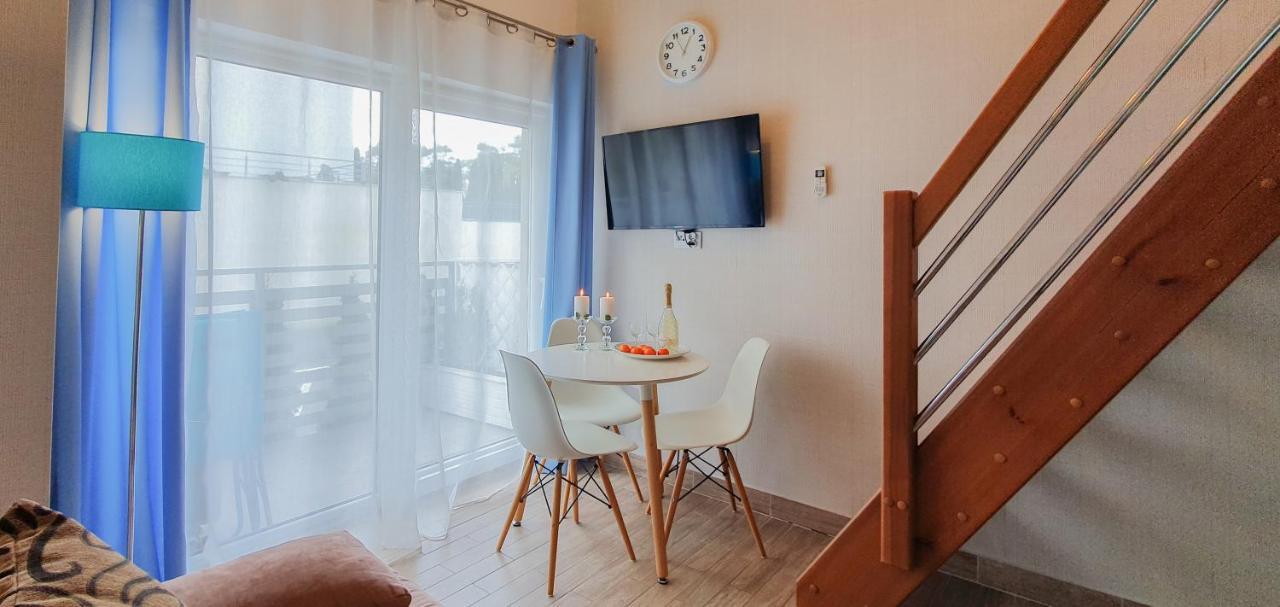 Holiday Home Slavia New S8 Miedzyzdroje Z Antresola I Balkonem Przy Plazy Dış mekan fotoğraf